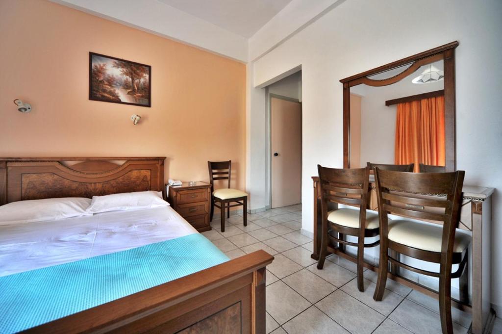 Hotel Jason Volos Rum bild